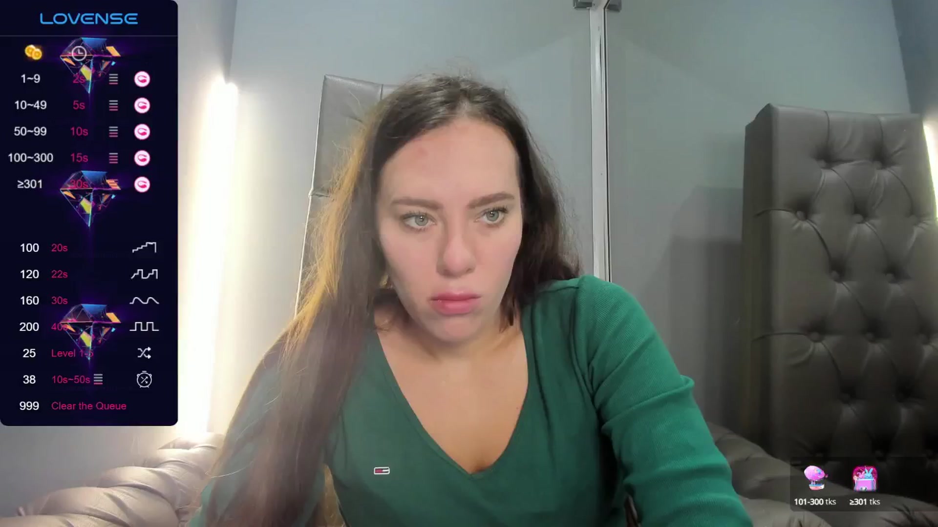 Gallery image thumbnail from Nicole_Kramm's myfreecams stream on, 08/31/2024, 12:35 image 1 of 20
