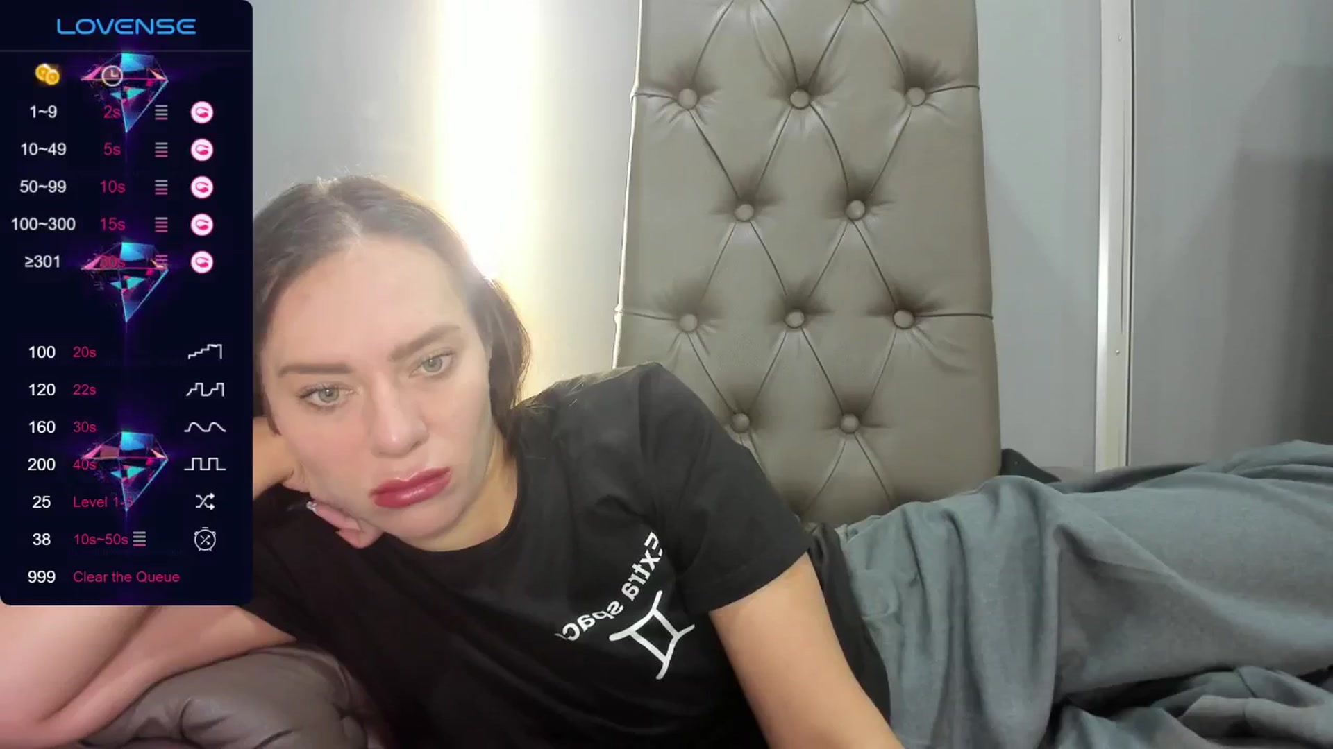 Gallery image thumbnail from Nicole_Kramm's myfreecams stream on, 09/02/2024, 08:40 image 9 of 20