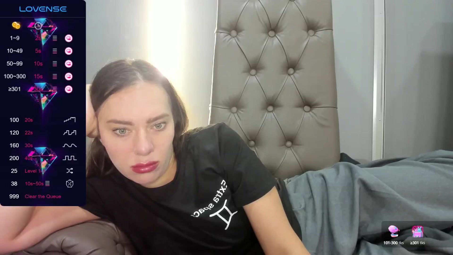 Gallery image thumbnail from Nicole_Kramm's myfreecams stream on, 09/02/2024, 08:40 image 8 of 20