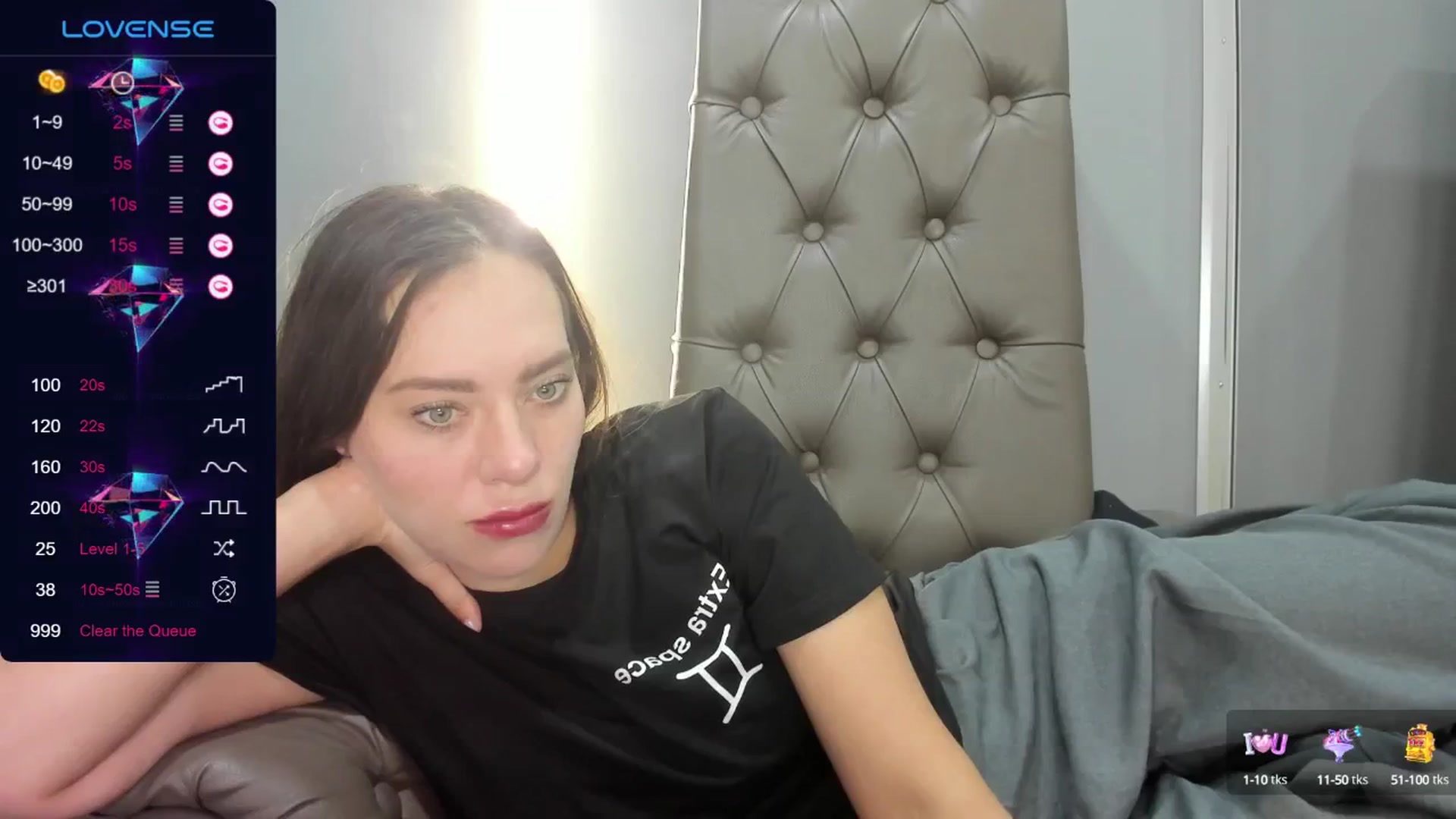 Gallery image thumbnail from Nicole_Kramm's myfreecams stream on, 09/02/2024, 08:40 image 6 of 20