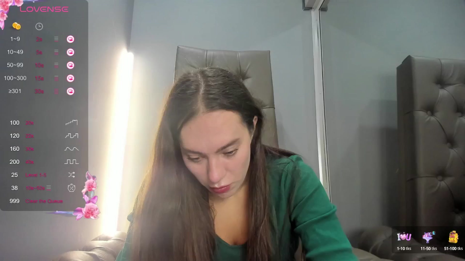 Gallery image thumbnail from Nicole_Kramm's myfreecams stream on, 09/05/2024, 08:10 image 1 of 20