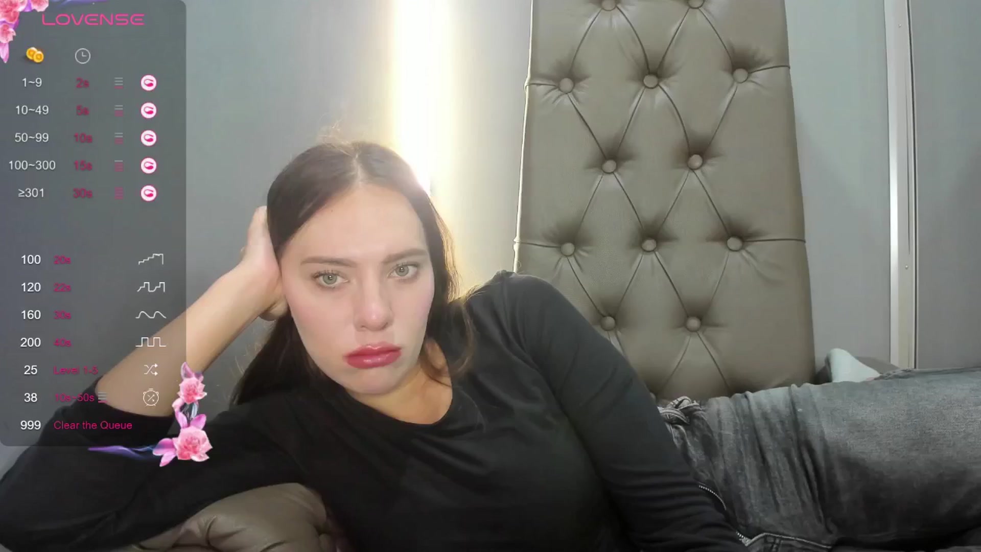 Gallery image thumbnail from Nicole_Kramm's myfreecams stream on, 09/06/2024, 11:21 image 2 of 20