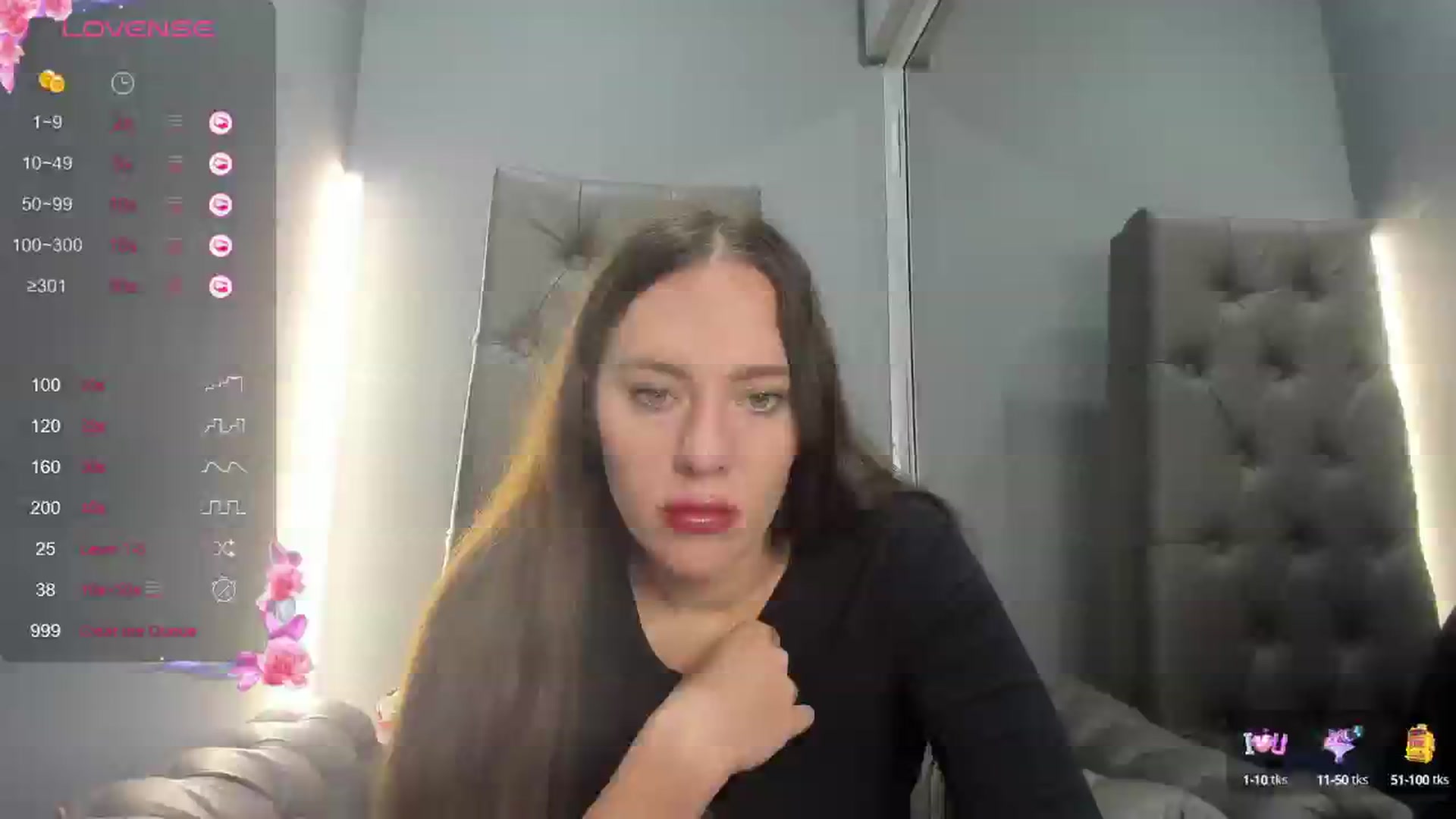 Gallery image thumbnail from Nicole_Kramm's myfreecams stream on, 09/08/2024, 10:37 image 9 of 20