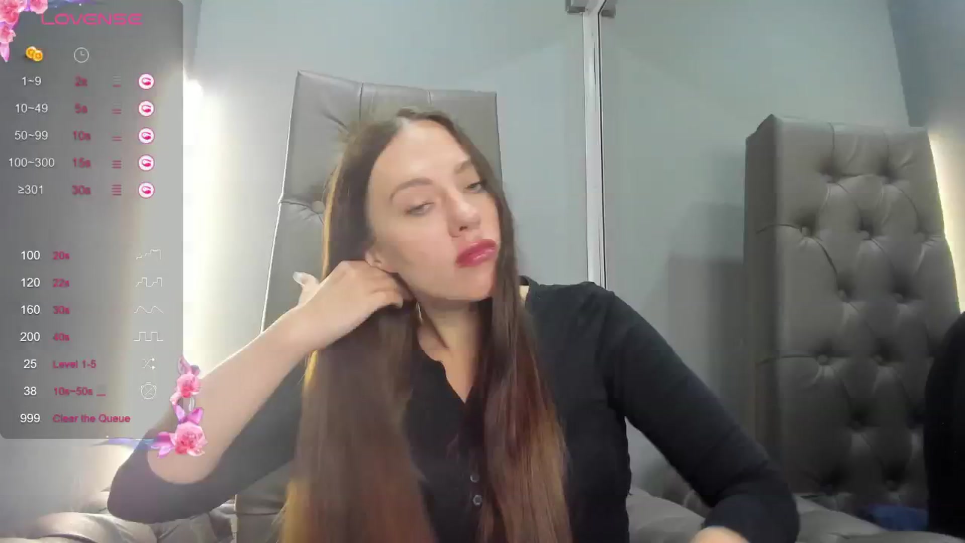 Gallery image thumbnail from Nicole_Kramm's myfreecams stream on, 09/08/2024, 10:37 image 12 of 20