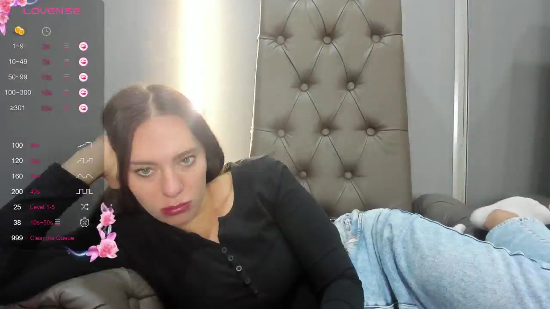 Gallery image thumbnail from Nicole_Kramm's myfreecams stream on, 09/08/2024, 10:37 image 14 of 20