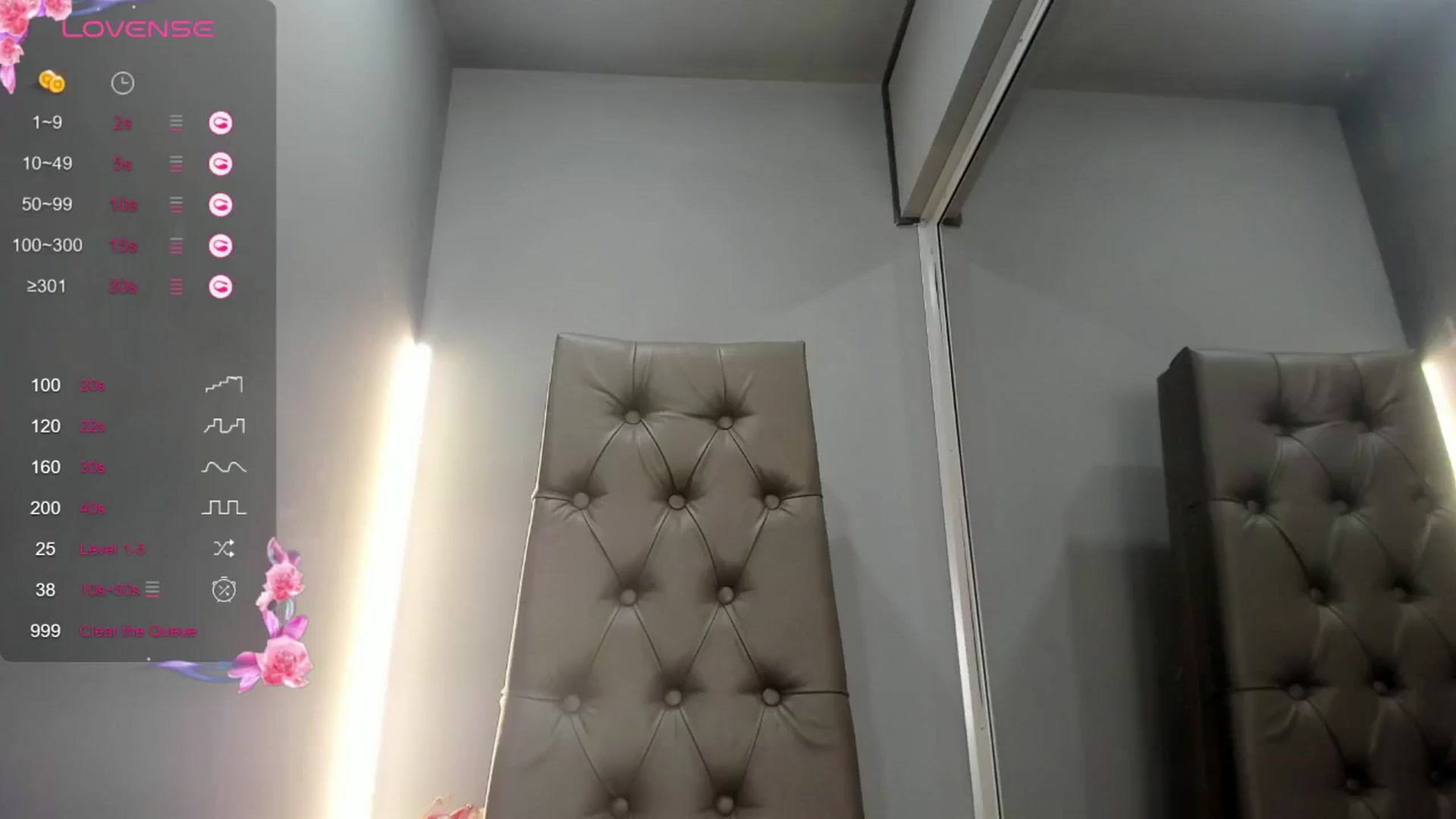 Gallery image thumbnail from Nicole_Kramm's myfreecams stream on, 09/09/2024, 07:46 image 11 of 20