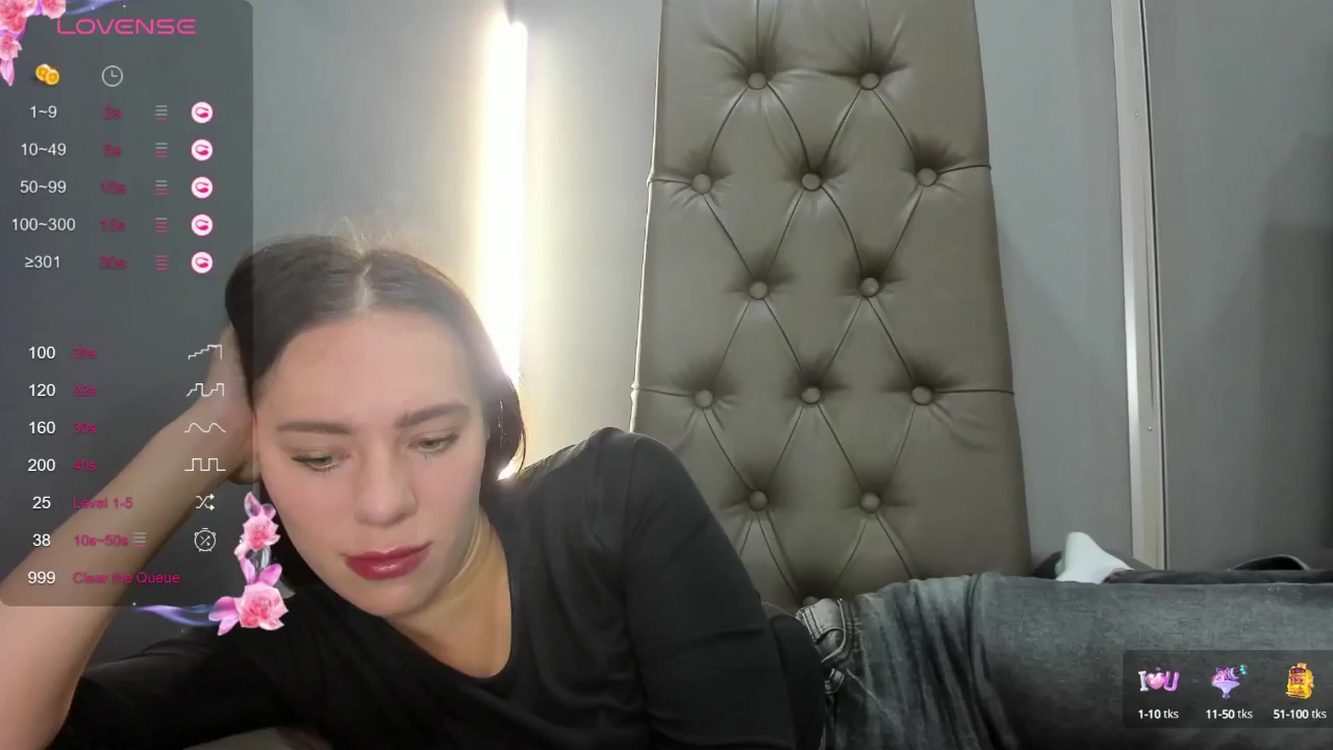 Gallery image thumbnail from Nicole_Kramm's myfreecams stream on, 09/09/2024, 07:46 image 7 of 20