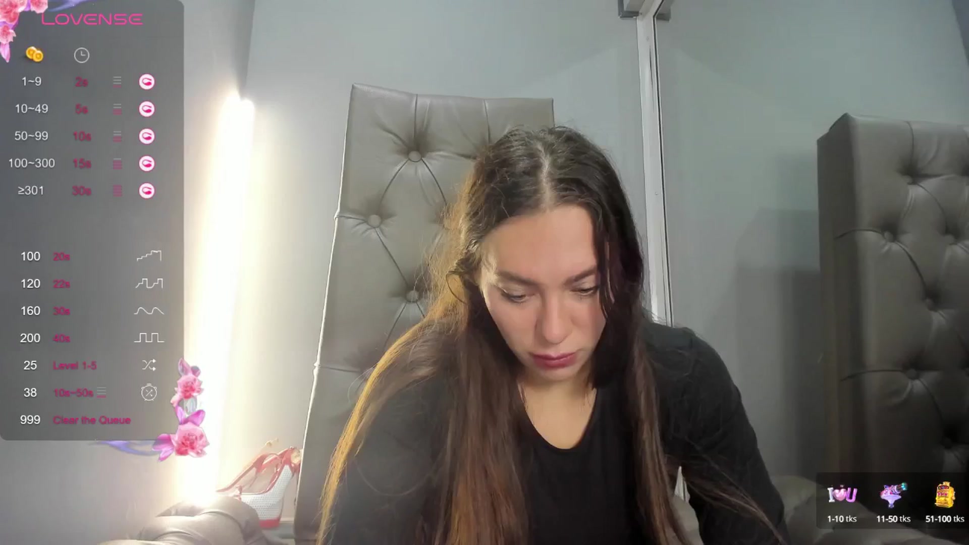 Gallery image thumbnail from Nicole_Kramm's myfreecams stream on, 09/09/2024, 08:50 image 17 of 20