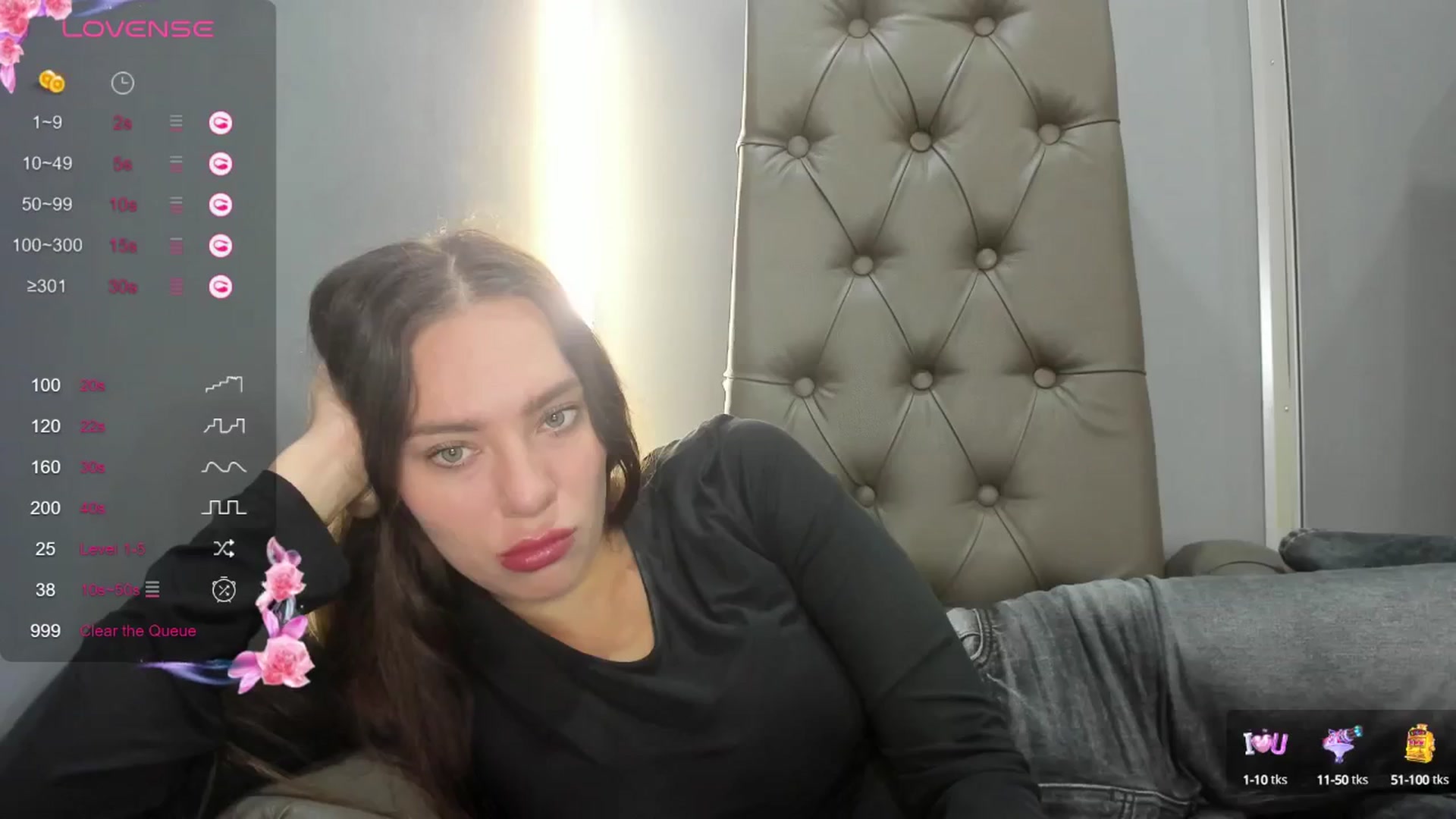 Gallery image thumbnail from Nicole_Kramm's myfreecams stream on, 09/09/2024, 08:50 image 5 of 20