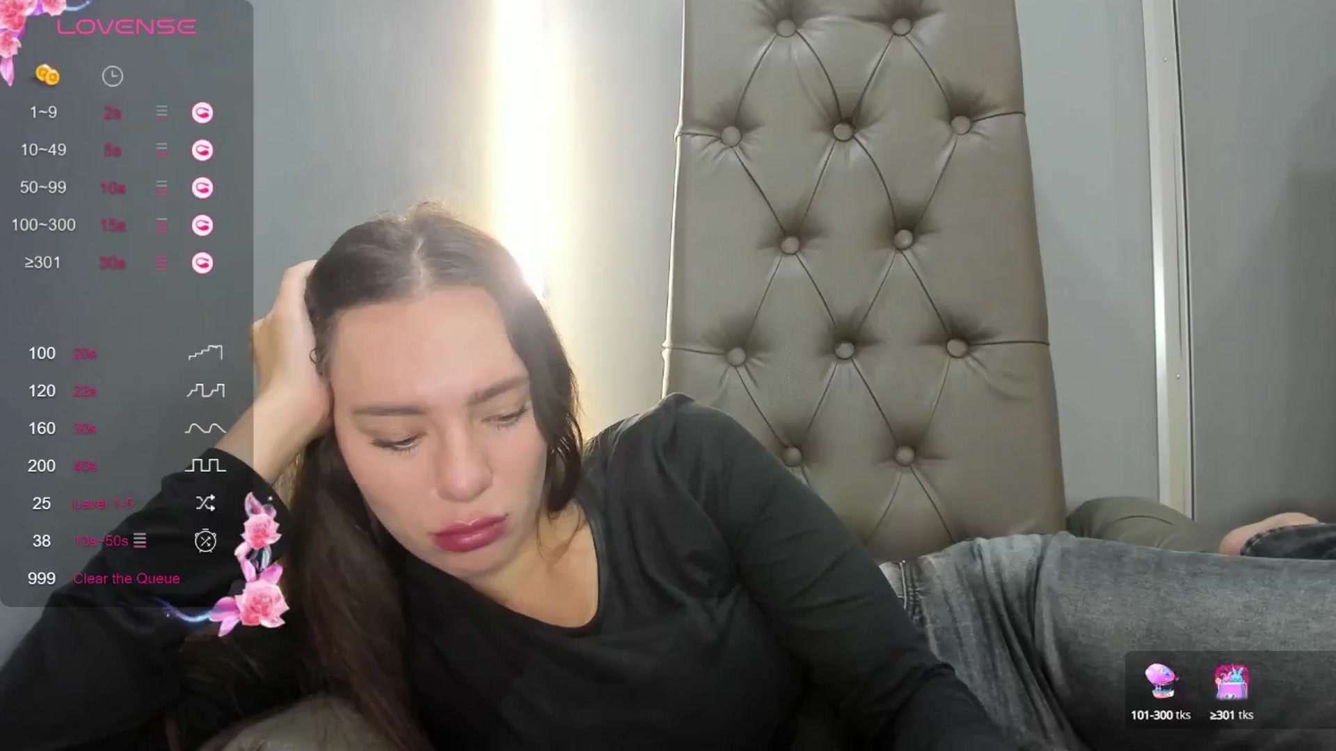 Gallery image thumbnail from Nicole_Kramm's myfreecams stream on, 09/09/2024, 08:50 image 10 of 20