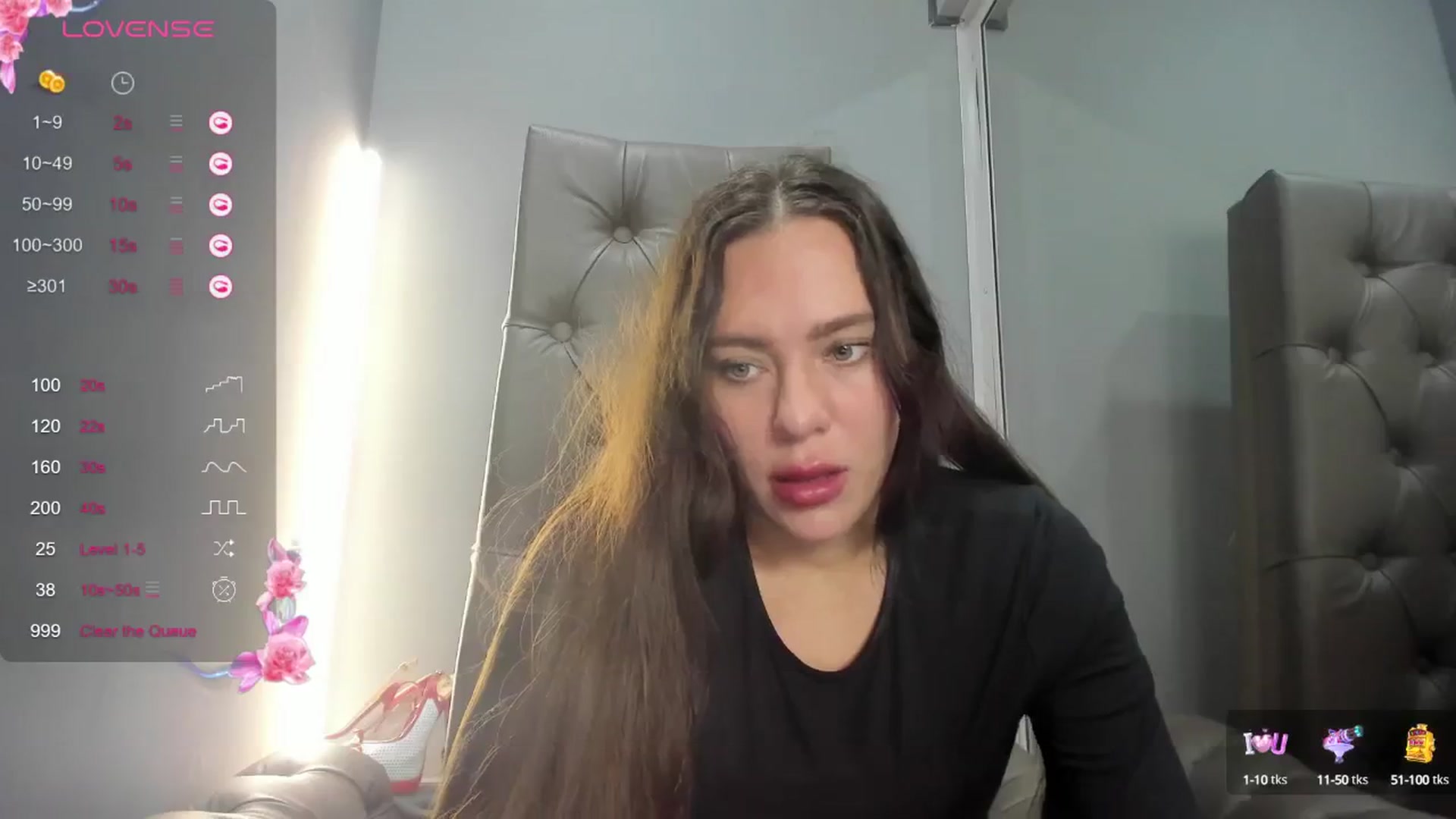Gallery image thumbnail from Nicole_Kramm's myfreecams stream on, 09/09/2024, 08:50 image 14 of 20