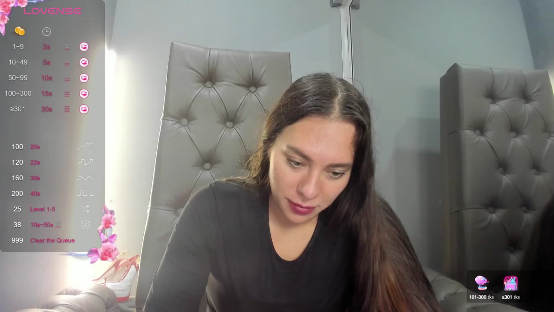 Gallery image thumbnail from Nicole_Kramm's myfreecams stream on, 09/09/2024, 11:14 image 17 of 20