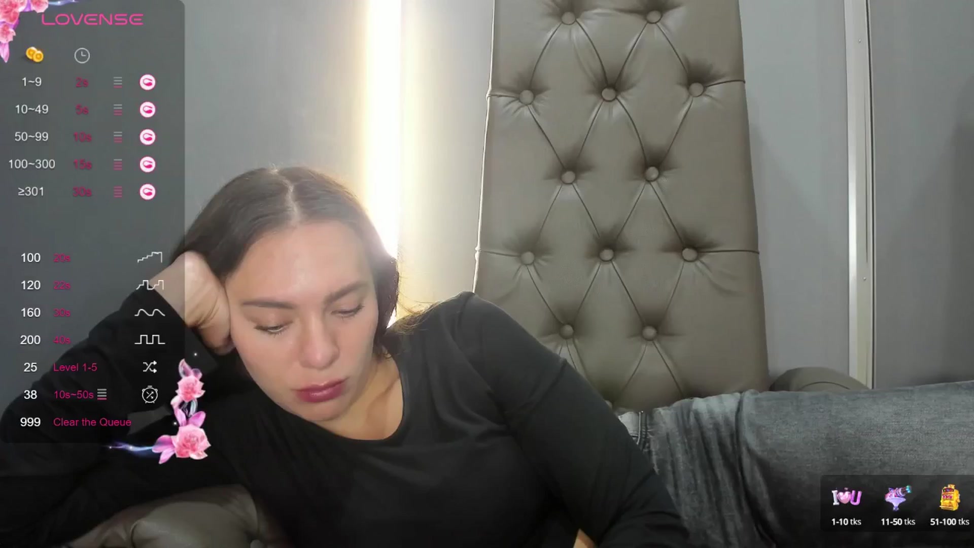 Gallery image thumbnail from Nicole_Kramm's myfreecams stream on, 09/09/2024, 11:14 image 11 of 20