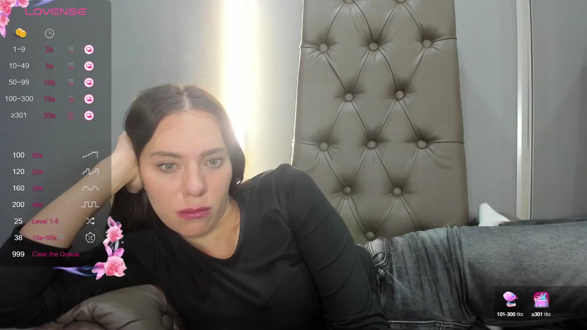 Gallery image thumbnail from Nicole_Kramm's myfreecams stream on, 09/09/2024, 12:46 image 15 of 20