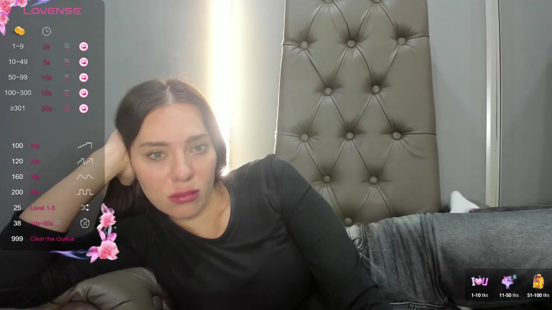 Gallery image thumbnail from Nicole_Kramm's myfreecams stream on, 09/09/2024, 12:46 image 18 of 20