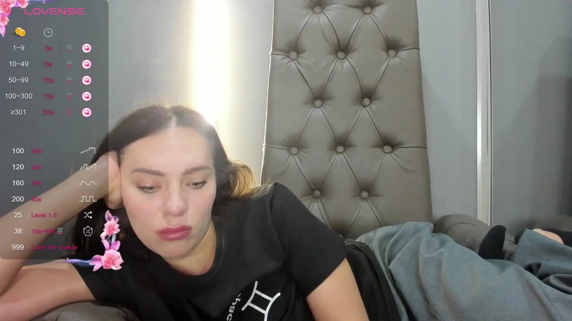 Gallery image thumbnail from Nicole_Kramm's myfreecams stream on, 09/10/2024, 09:14 image 16 of 20