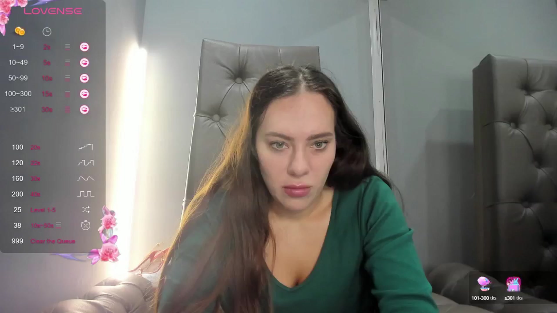 Gallery image thumbnail from Nicole_Kramm's myfreecams stream on, 09/11/2024, 09:39 image 11 of 20