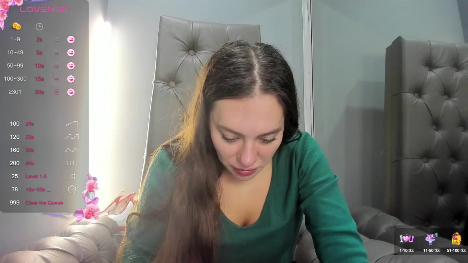 Gallery image thumbnail from Nicole_Kramm's myfreecams stream on, 09/11/2024, 11:34 image 9 of 20