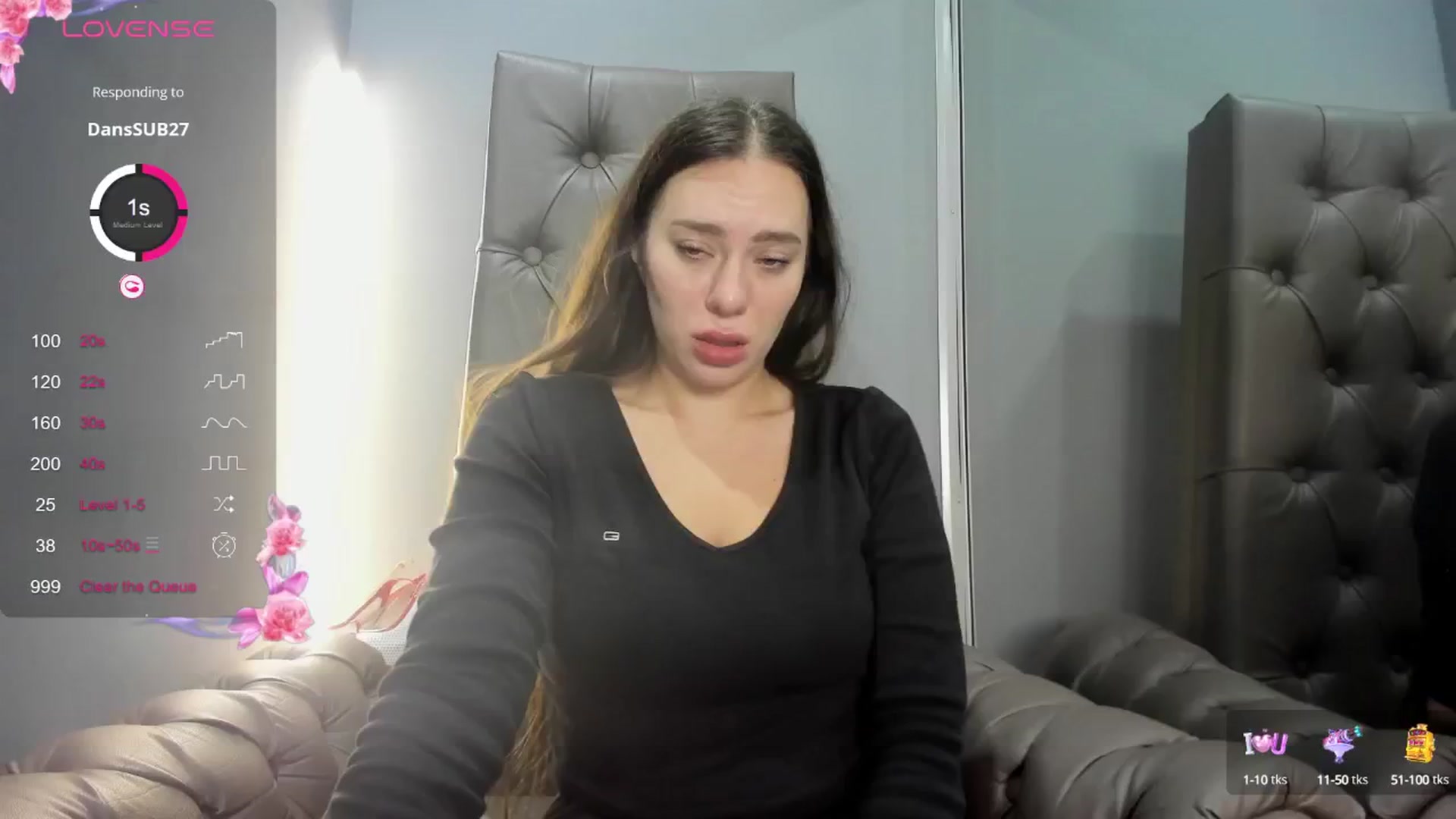 Gallery image thumbnail from Nicole_Kramm's myfreecams stream on, 09/13/2024, 12:01 image 7 of 20