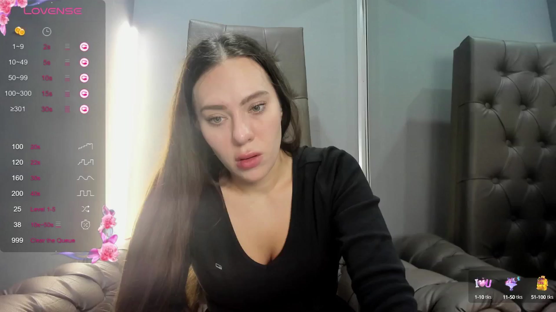 Gallery image thumbnail from Nicole_Kramm's myfreecams stream on, 09/13/2024, 12:01 image 6 of 20