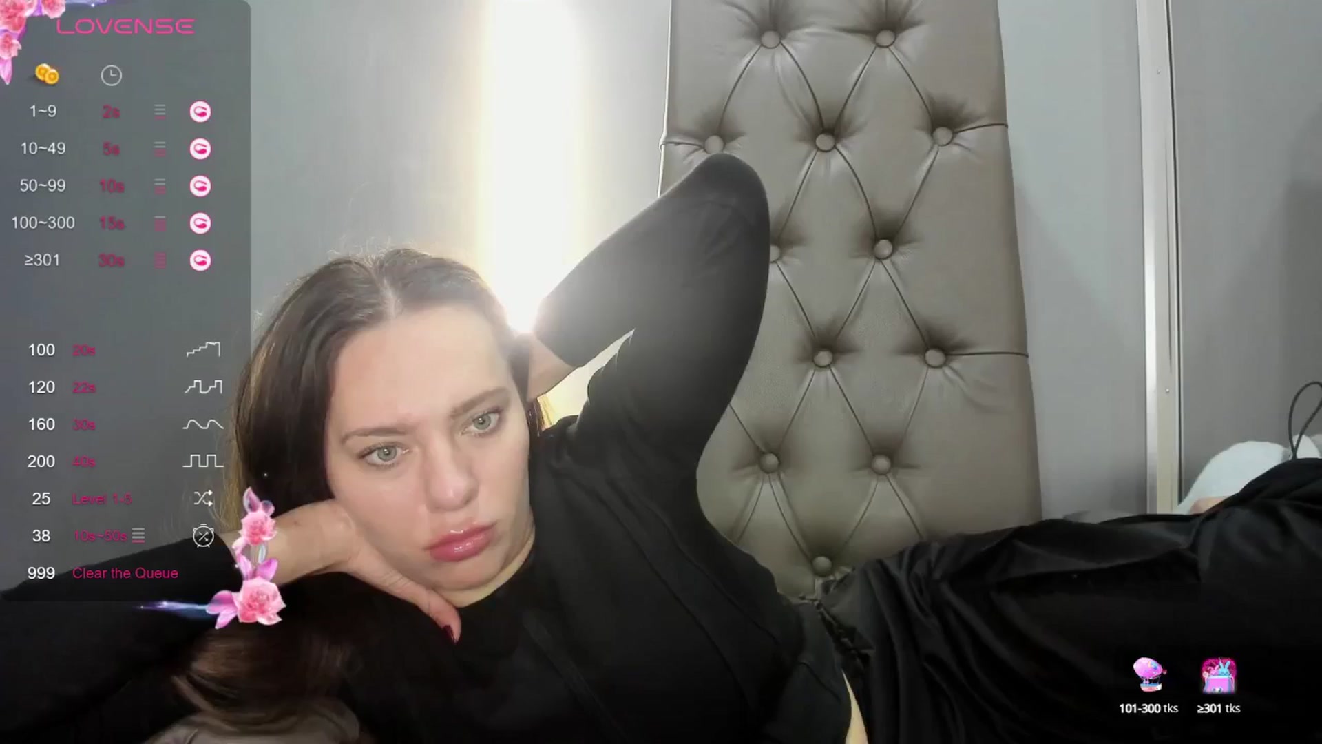 Gallery image thumbnail from Nicole_Kramm's myfreecams stream on, 09/14/2024, 09:58 image 16 of 20