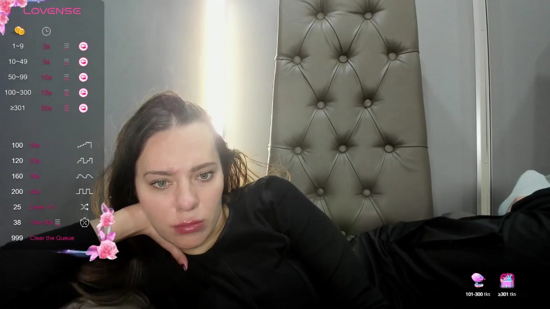 Gallery image thumbnail from Nicole_Kramm's myfreecams stream on, 09/14/2024, 09:58 image 13 of 20