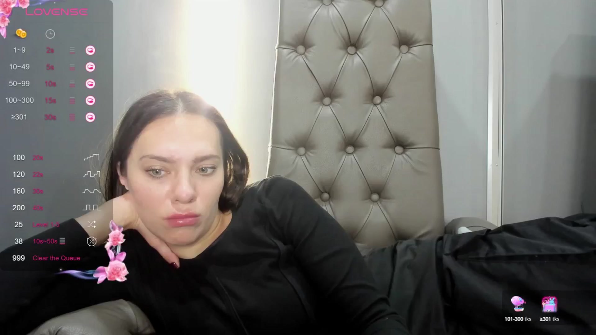 Gallery image thumbnail from Nicole_Kramm's myfreecams stream on, 09/14/2024, 12:00 image 2 of 20