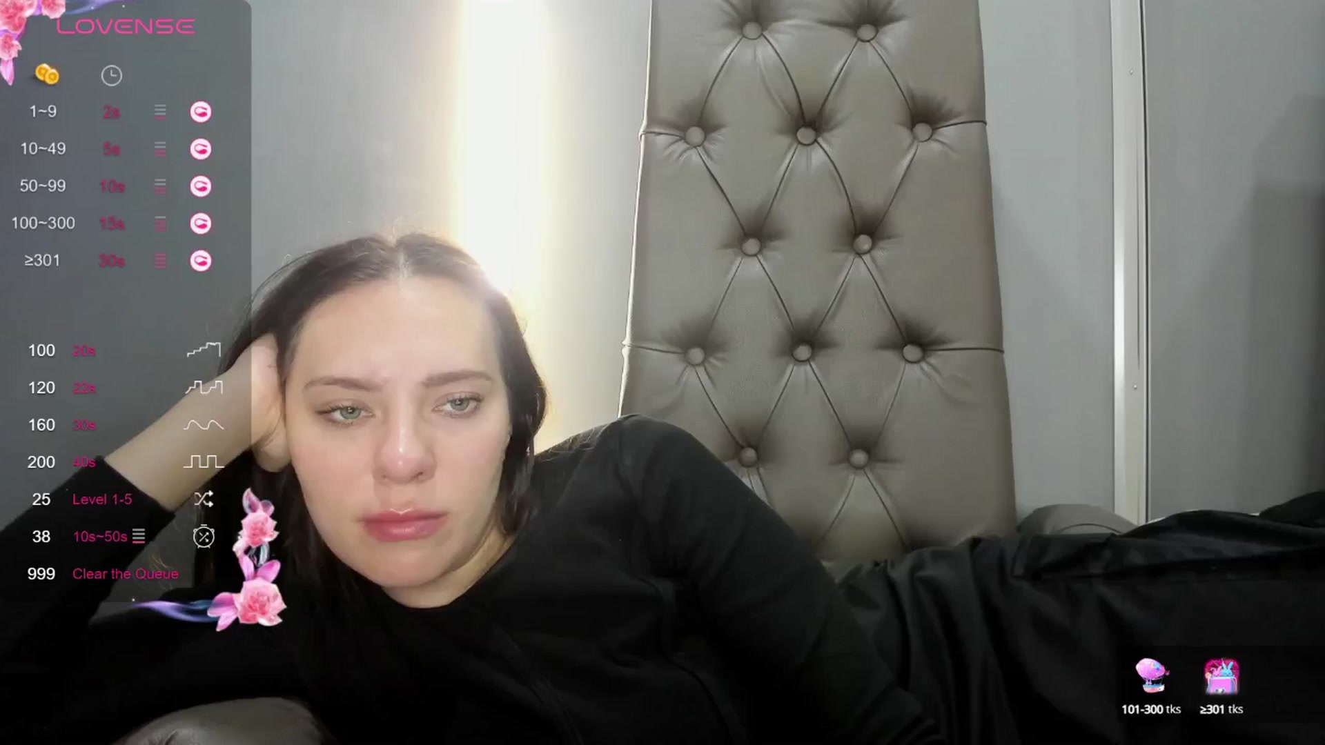 Gallery image thumbnail from Nicole_Kramm's myfreecams stream on, 09/14/2024, 13:03 image 4 of 20