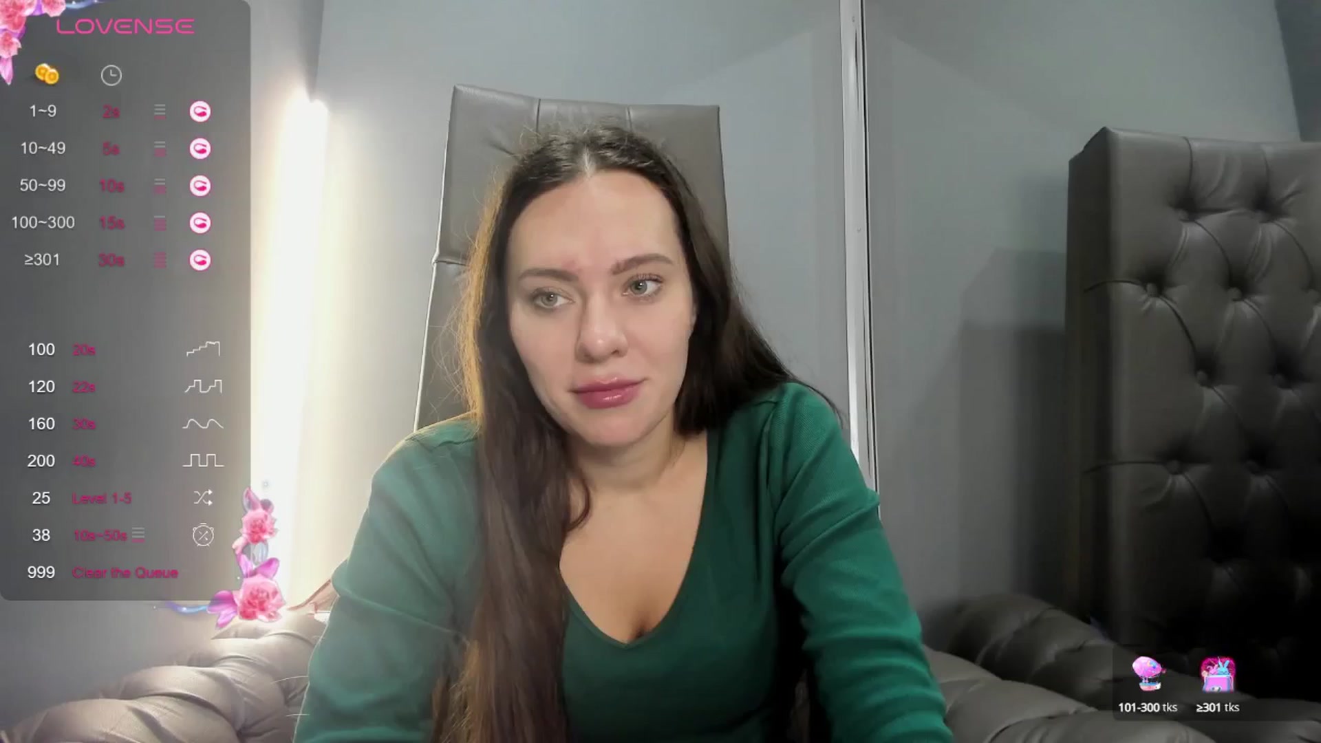 Gallery image thumbnail from Nicole_Kramm's myfreecams stream on, 09/15/2024, 13:50 image 1 of 20