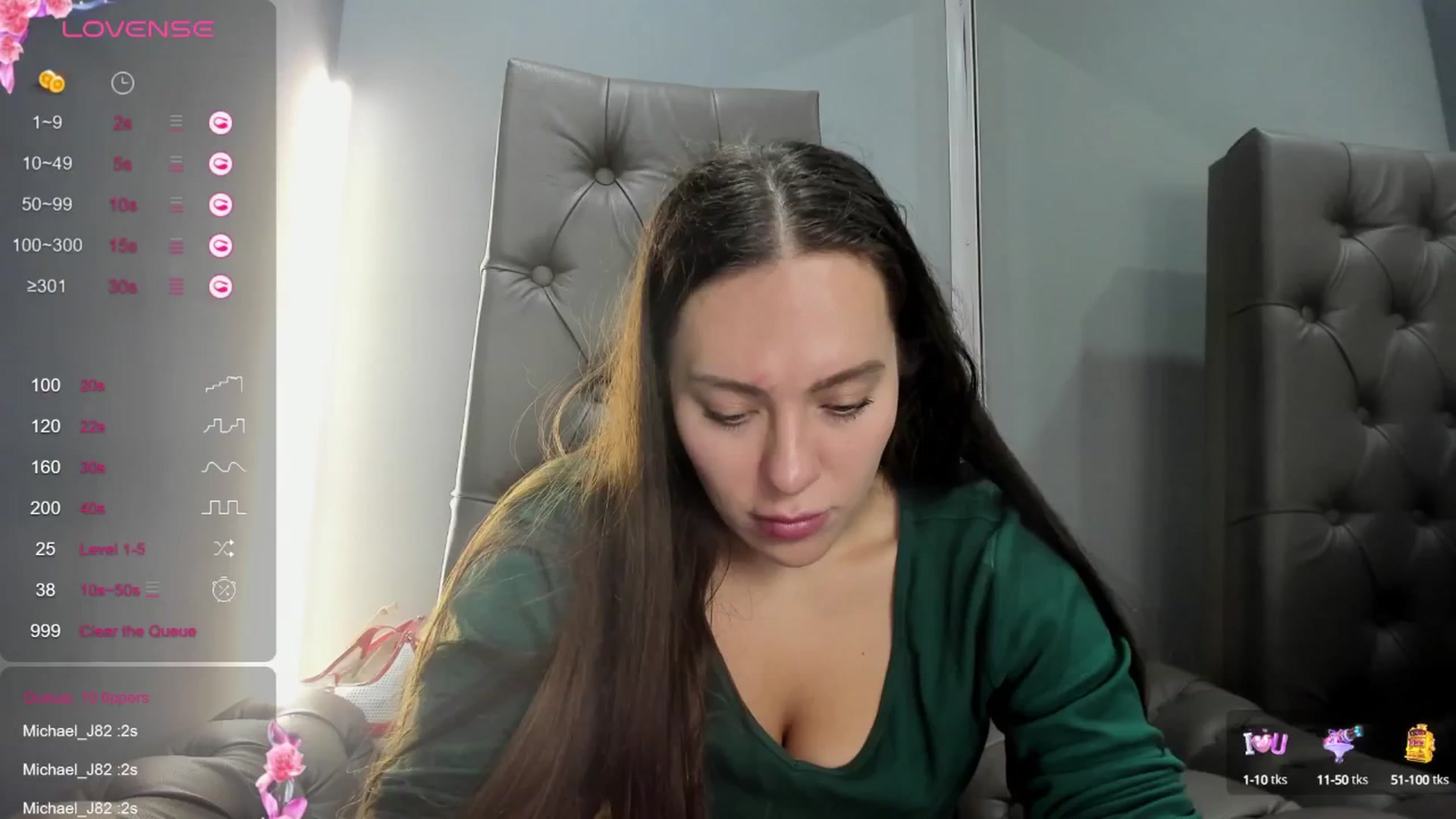 Gallery image thumbnail from Nicole_Kramm's myfreecams stream on, 09/15/2024, 13:50 image 13 of 20