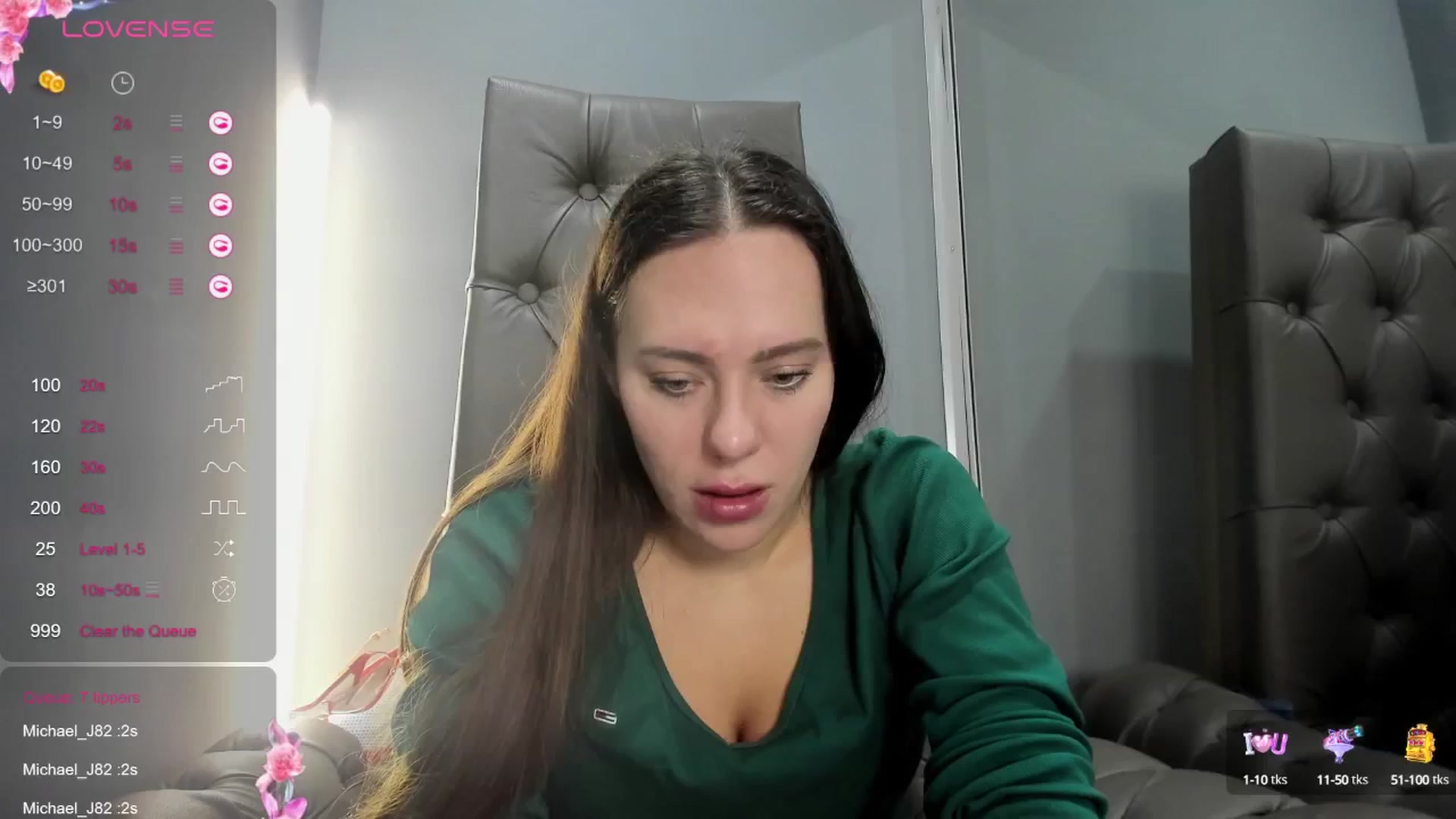 Gallery image thumbnail from Nicole_Kramm's myfreecams stream on, 09/15/2024, 13:50 image 6 of 20