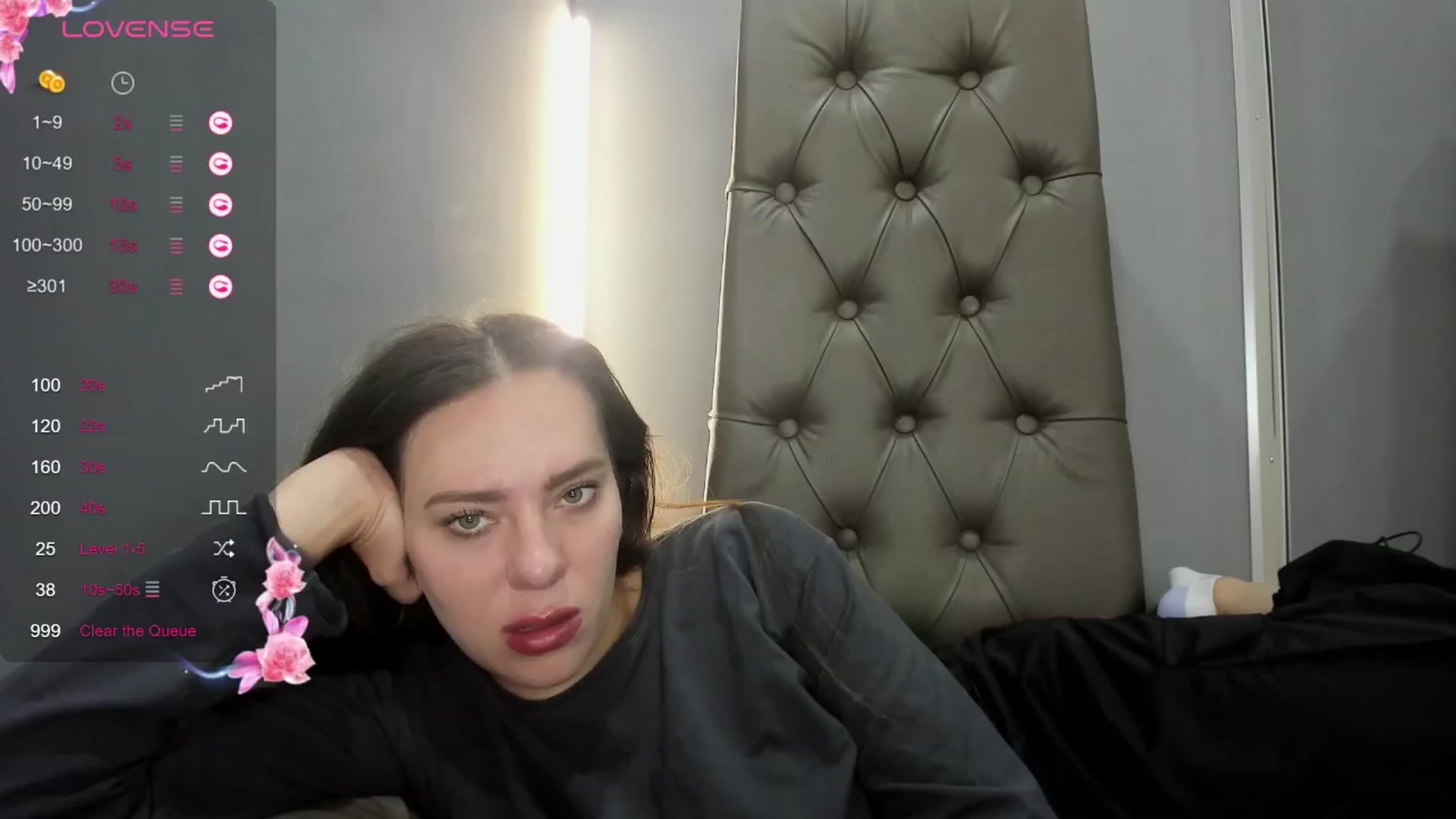 Gallery image thumbnail from Nicole_Kramm's myfreecams stream on, 09/16/2024, 08:54 image 12 of 20