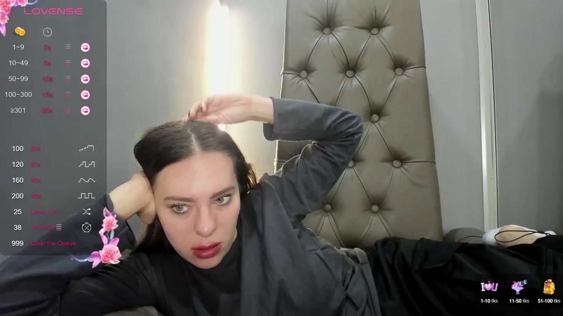 Gallery image thumbnail from Nicole_Kramm's myfreecams stream on, 09/16/2024, 08:54 image 10 of 20