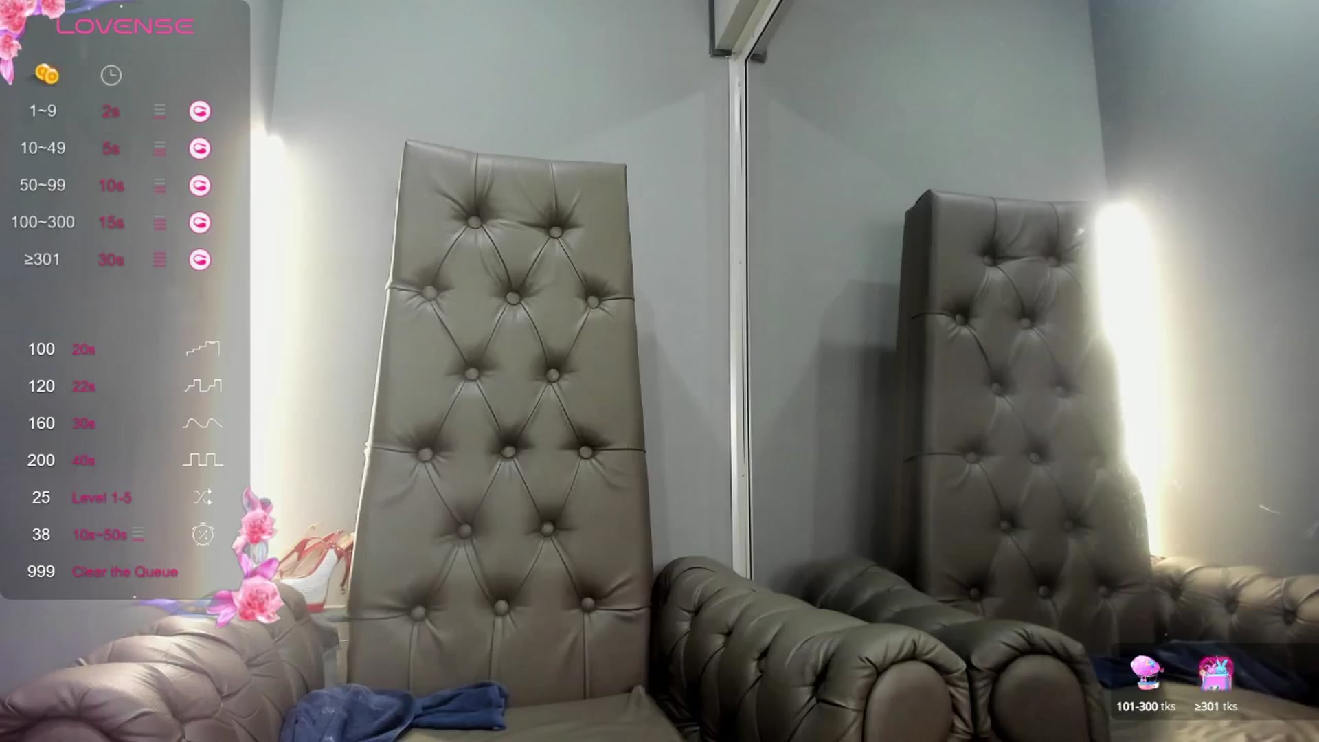 Gallery image thumbnail from Nicole_Kramm's myfreecams stream on, 09/20/2024, 12:58 image 19 of 20