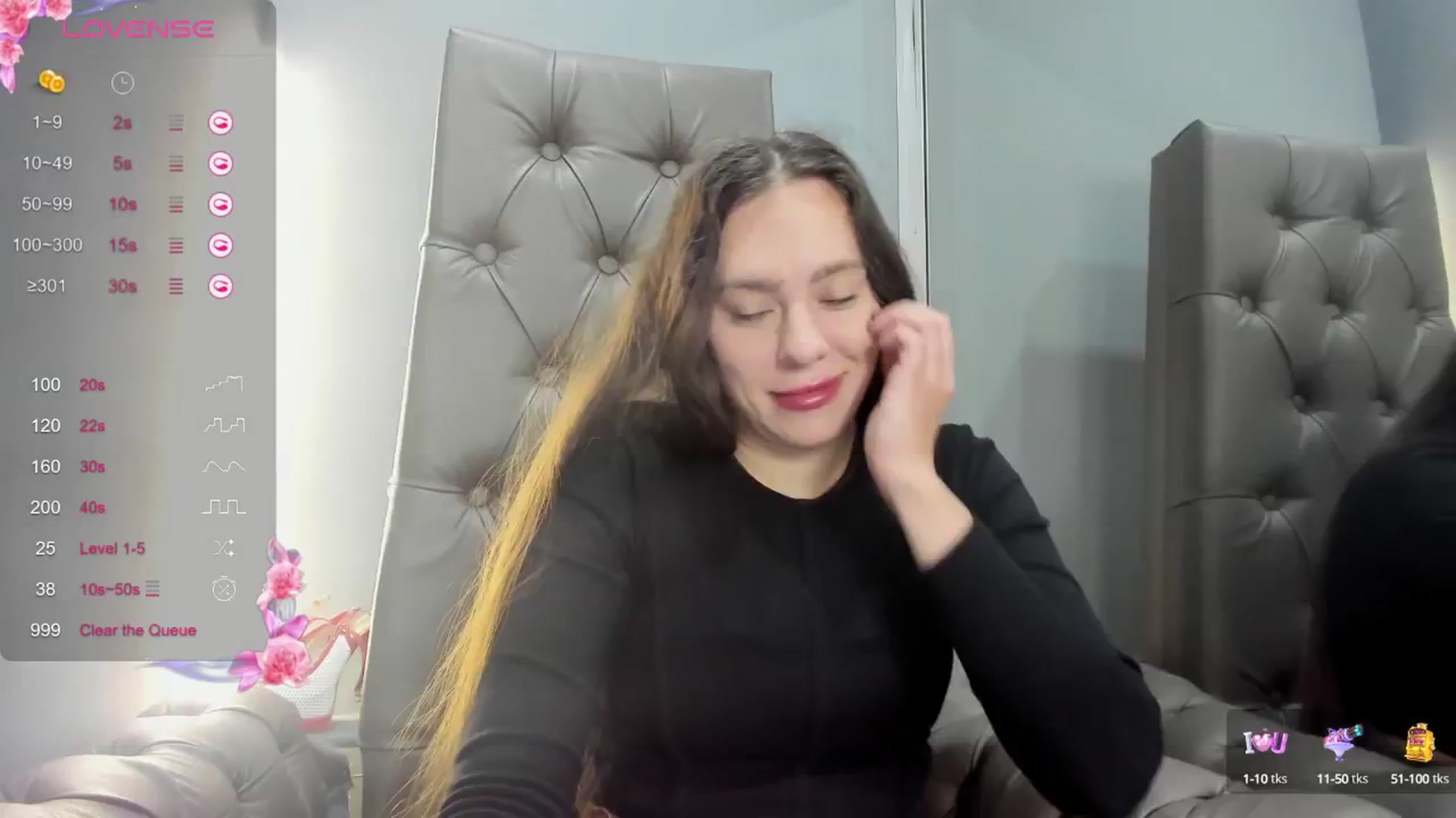 Gallery image thumbnail from Nicole_Kramm's myfreecams stream on, 09/20/2024, 12:58 image 15 of 20