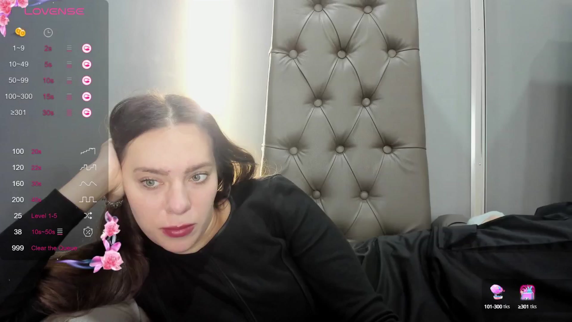 Gallery image thumbnail from Nicole_Kramm's myfreecams stream on, 09/20/2024, 12:58 image 9 of 20