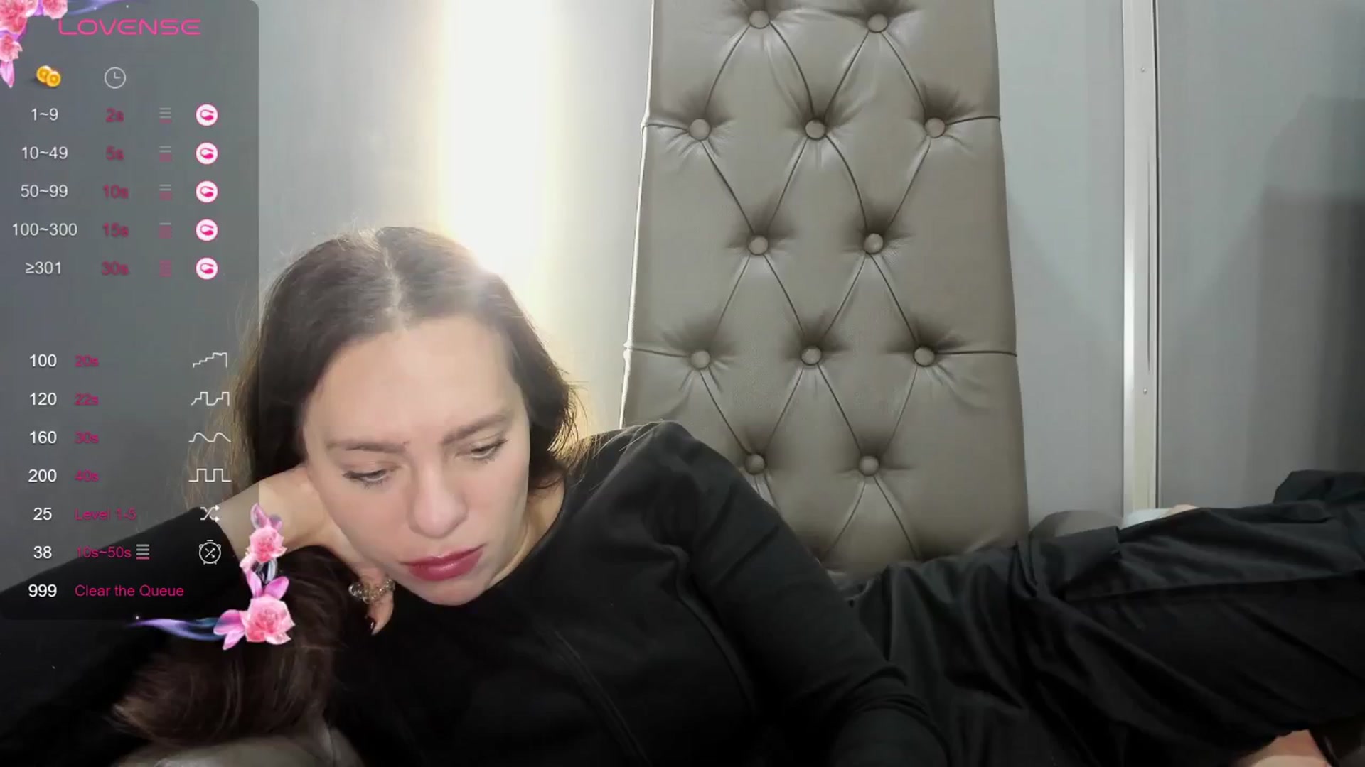Gallery image thumbnail from Nicole_Kramm's myfreecams stream on, 09/20/2024, 12:58 image 11 of 20