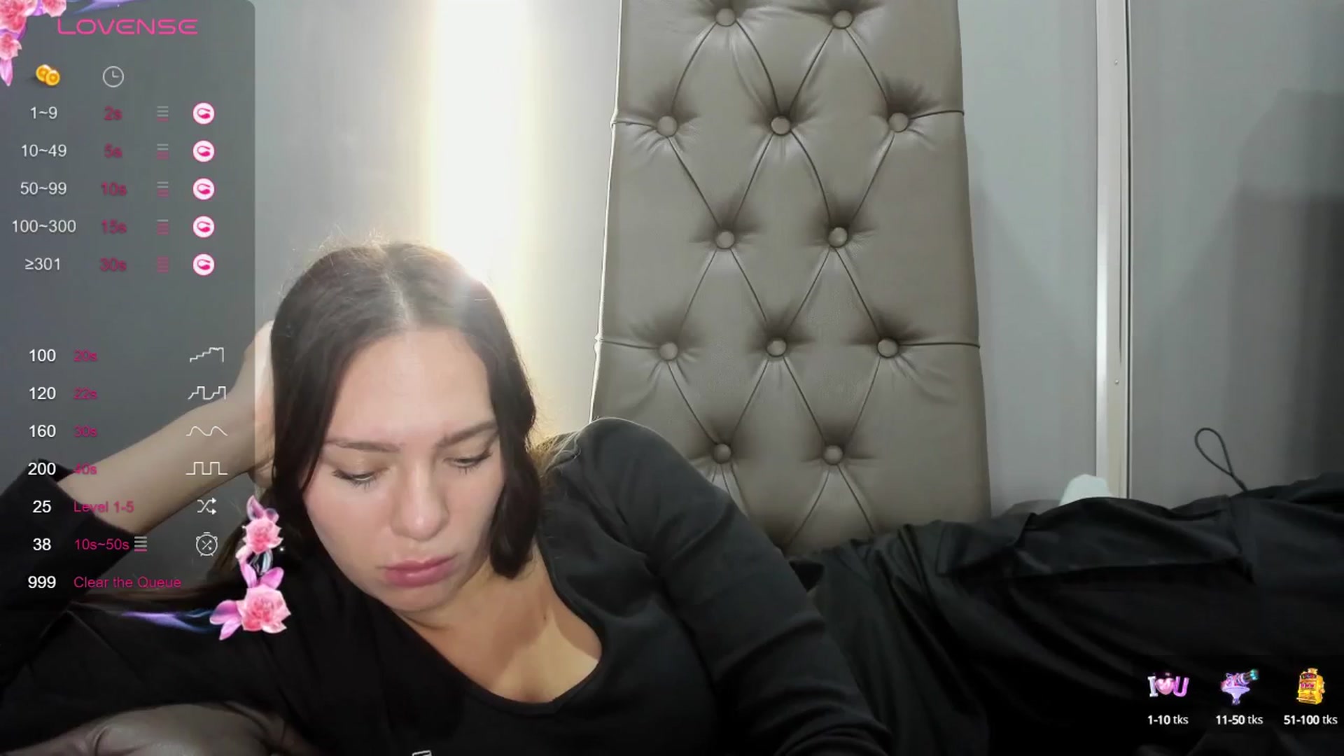 Gallery image thumbnail from Nicole_Kramm's myfreecams stream on, 09/21/2024, 11:48 image 16 of 20