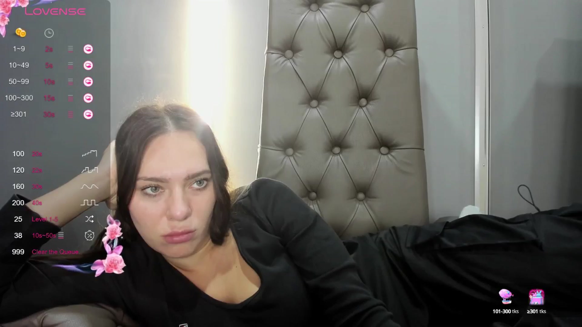 Gallery image thumbnail from Nicole_Kramm's myfreecams stream on, 09/21/2024, 11:48 image 15 of 20