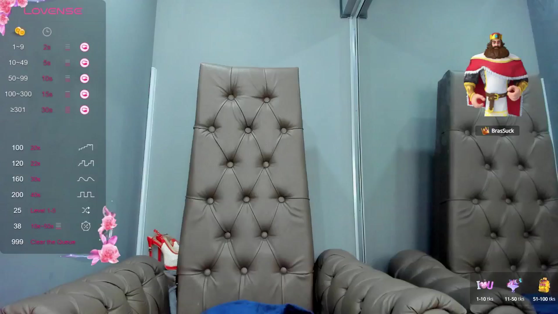 Gallery image thumbnail from Nicole_Kramm's myfreecams stream on, 11/16/2024, 10:07 image 16 of 20
