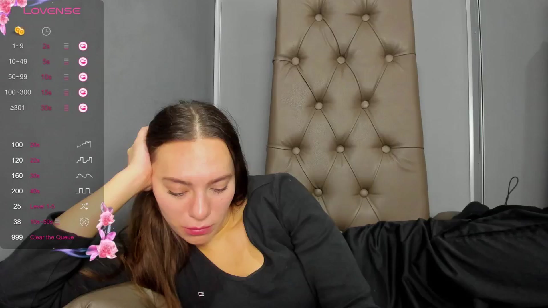 Gallery image thumbnail from Nicole_Kramm's myfreecams stream on, 11/24/2024, 10:26 image 11 of 20