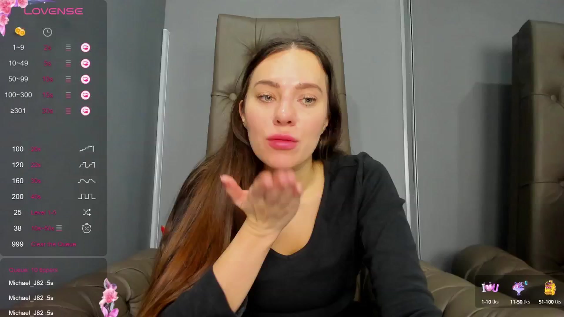 Gallery image thumbnail from Nicole_Kramm's myfreecams stream on, 11/24/2024, 13:19 image 8 of 20