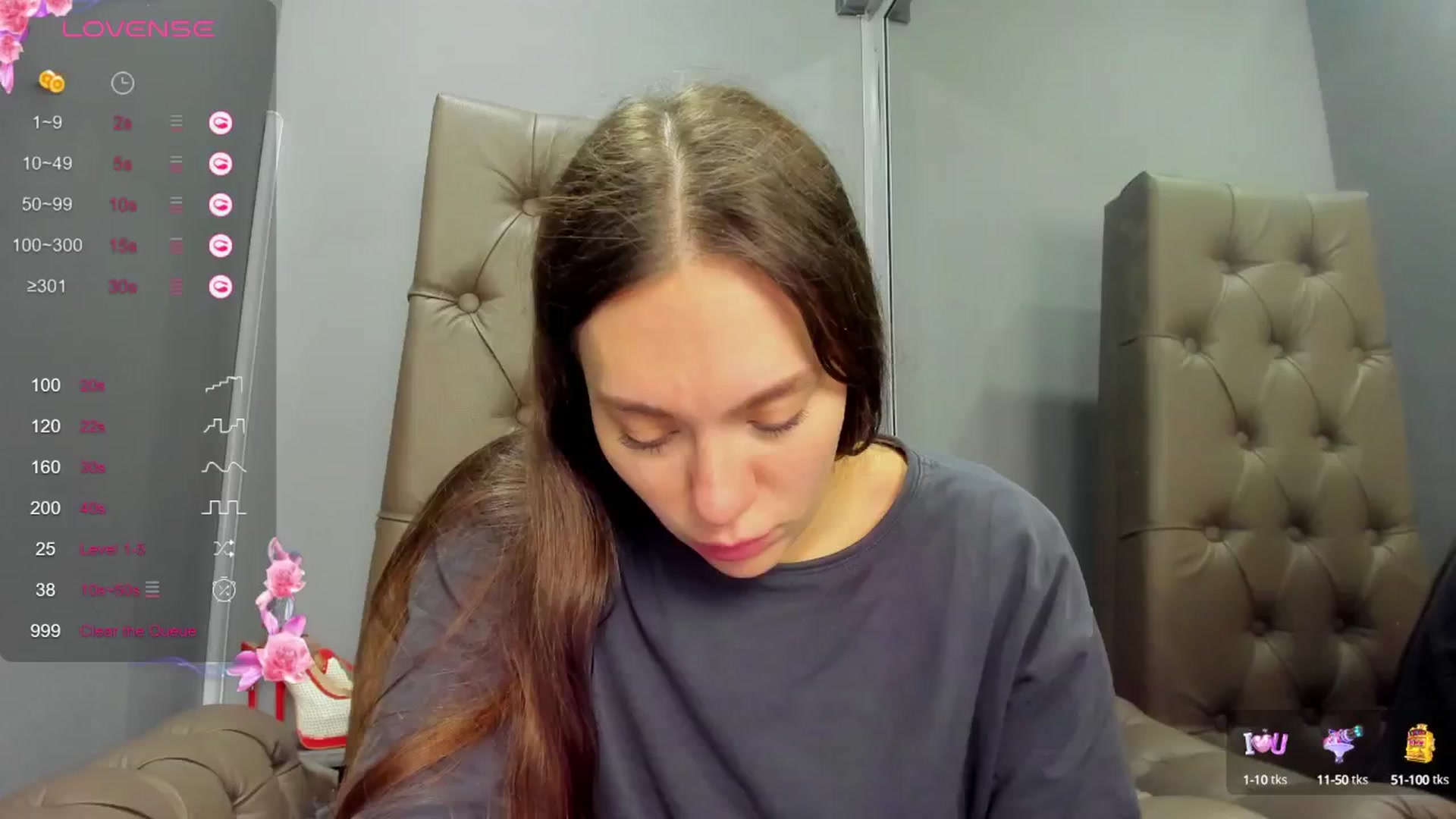 Gallery image thumbnail from Nicole_Kramm's myfreecams stream on, 11/27/2024, 13:49 image 1 of 20