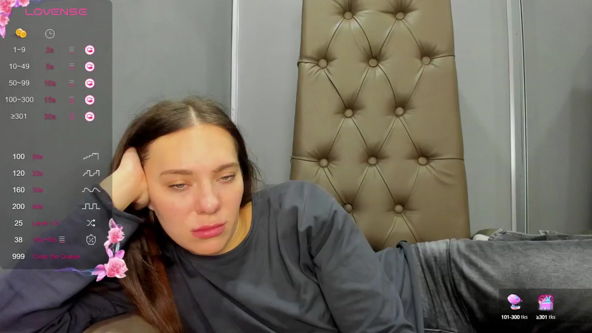 Gallery image thumbnail from Nicole_Kramm's myfreecams stream on, 11/27/2024, 13:49 image 4 of 20
