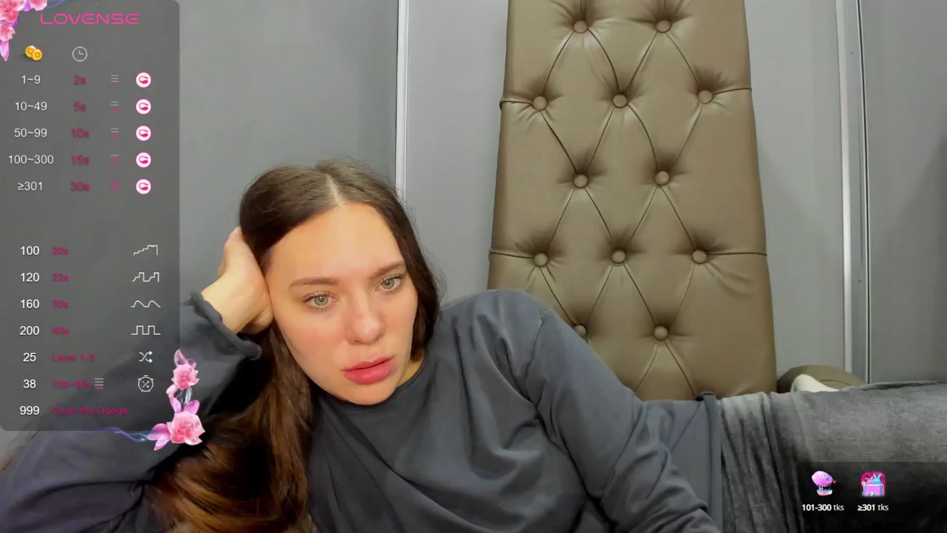 Gallery image thumbnail from Nicole_Kramm's myfreecams stream on, 11/27/2024, 14:44 image 2 of 20