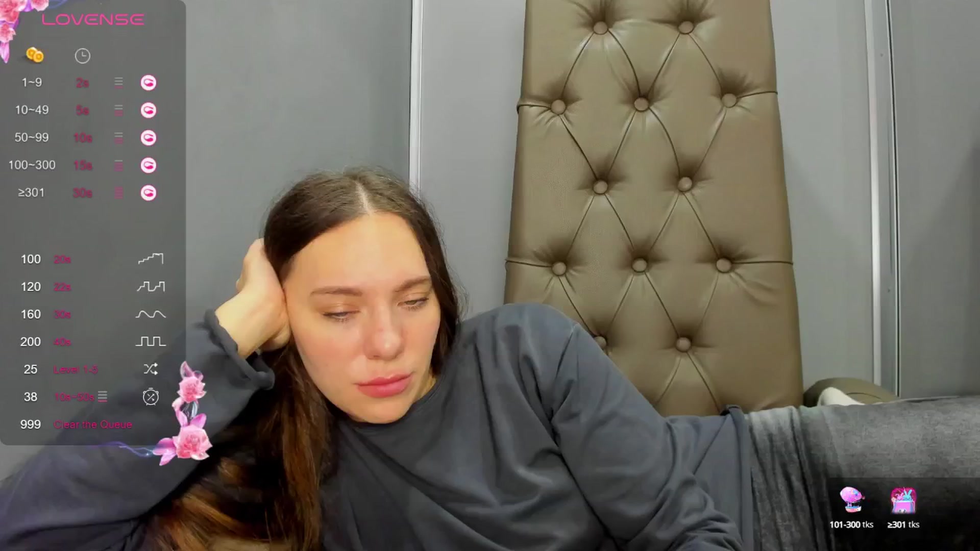 Gallery image thumbnail from Nicole_Kramm's myfreecams stream on, 11/27/2024, 14:44 image 3 of 20