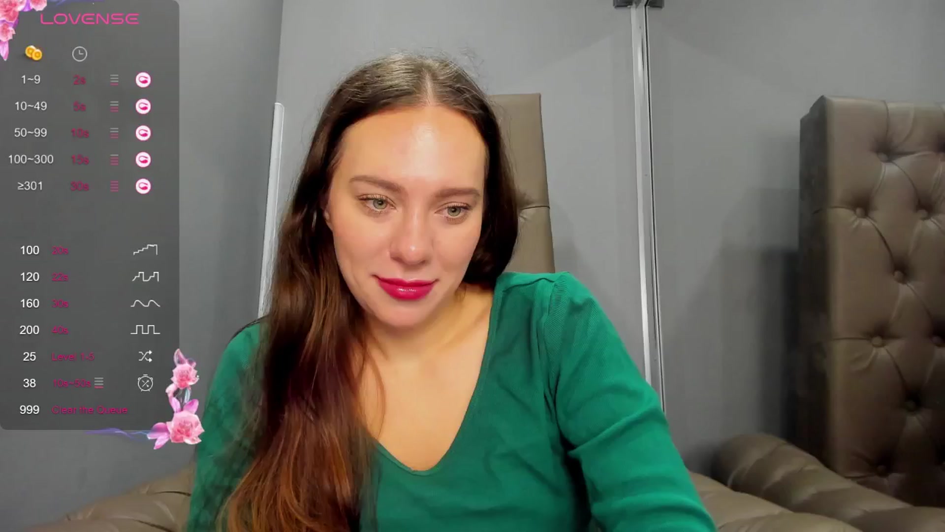 Gallery image thumbnail from Nicole_Kramm's myfreecams stream on, 11/30/2024, 09:37 image 17 of 20
