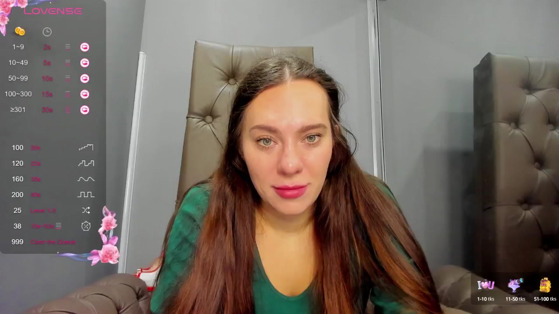 Gallery image thumbnail from Nicole_Kramm's myfreecams stream on, 11/30/2024, 13:31 image 5 of 20