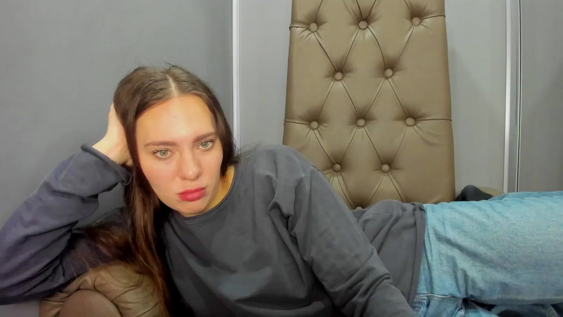 Gallery image thumbnail from Nicole_Kramm's myfreecams stream on, 12/07/2024, 13:55 image 8 of 20