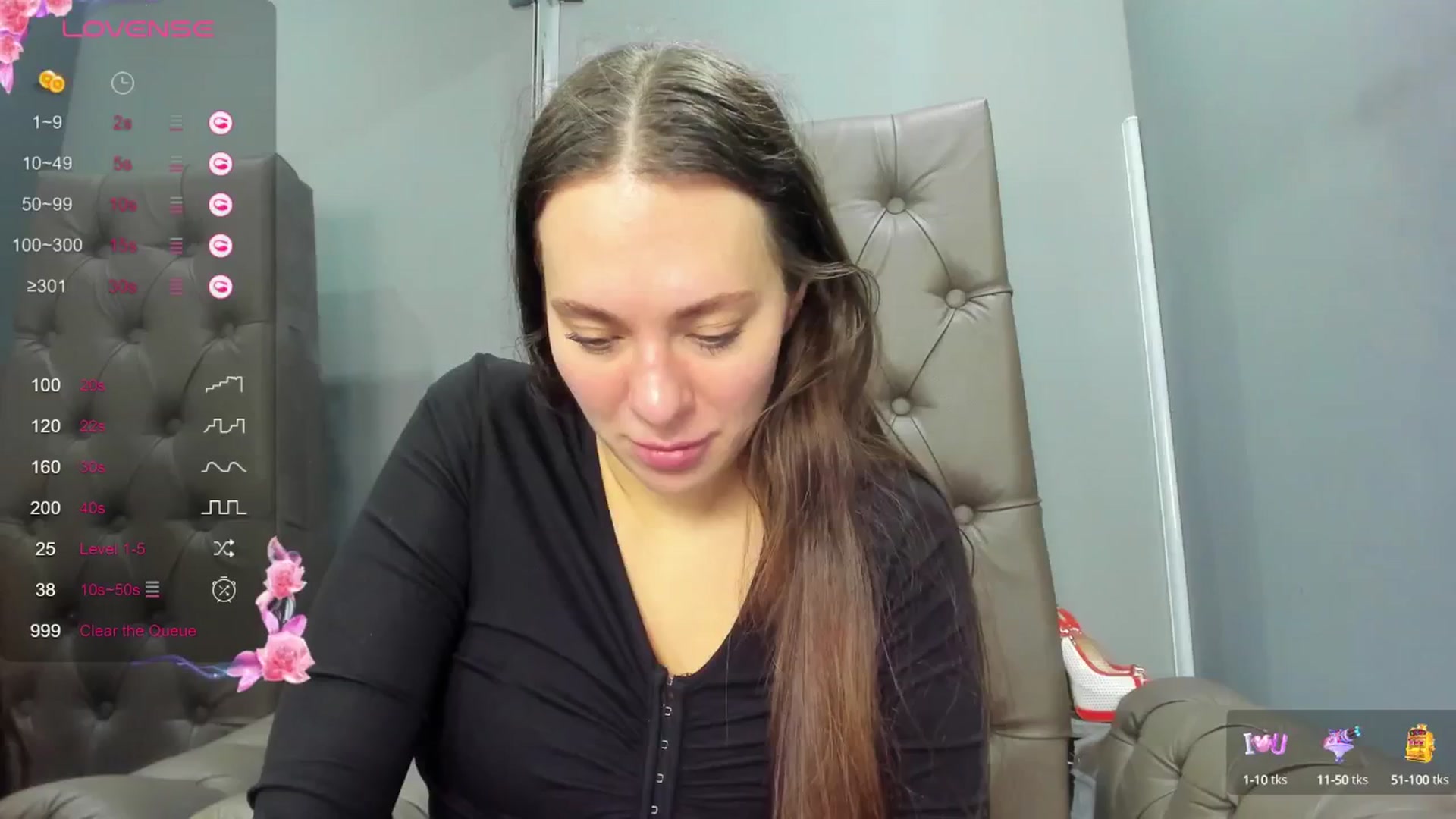 Gallery image thumbnail from Nicole_Kramm's myfreecams stream on, 12/13/2024, 10:54 image 1 of 20